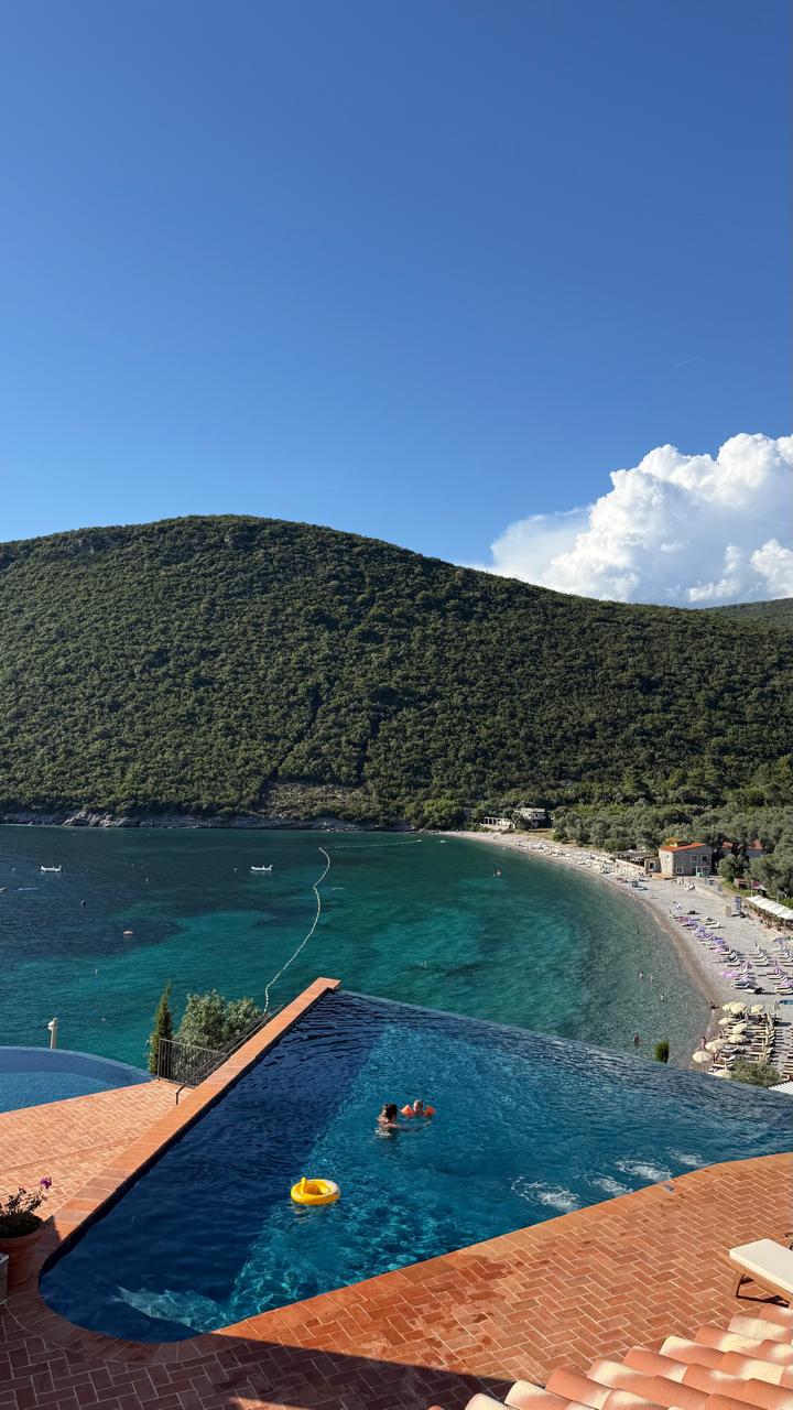  Image of Villa - 3 Bedrooms - 3 Bathrooms for Residential For Sale in Herceg-Novi-Lustica-Montenegro, Image 7